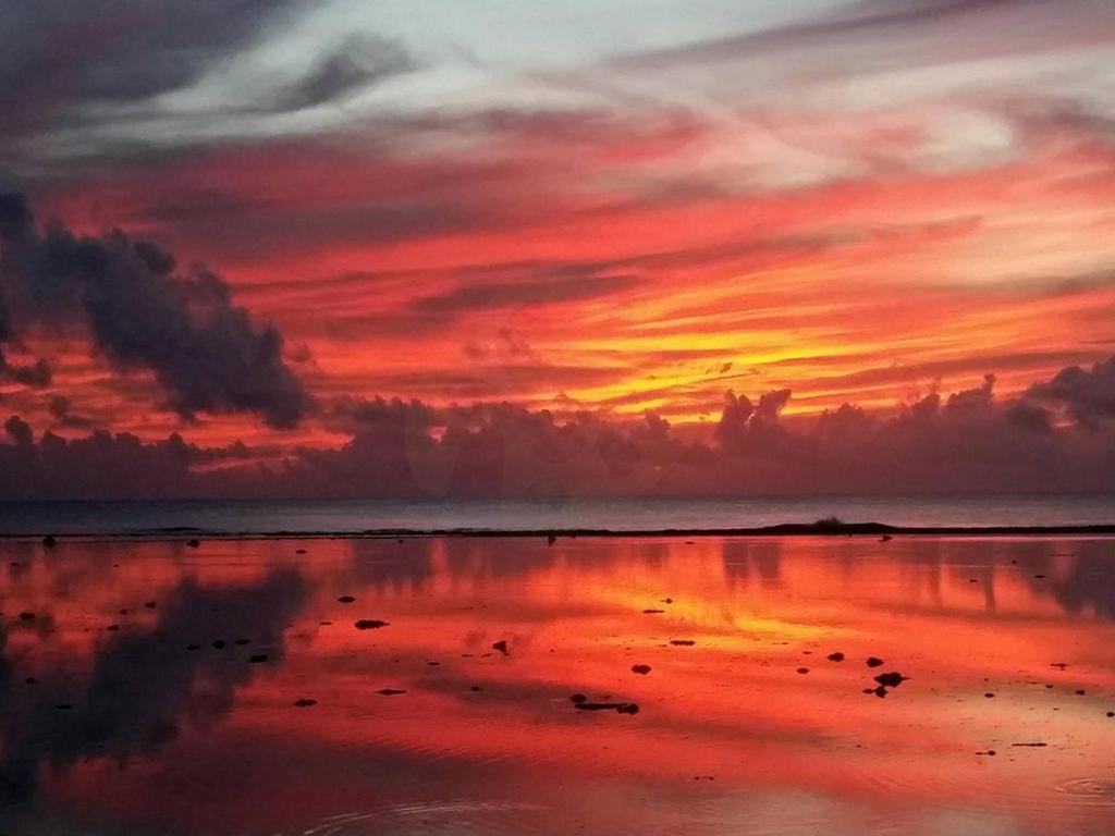Sunset Palms Rarotonga Hotel Екстериор снимка