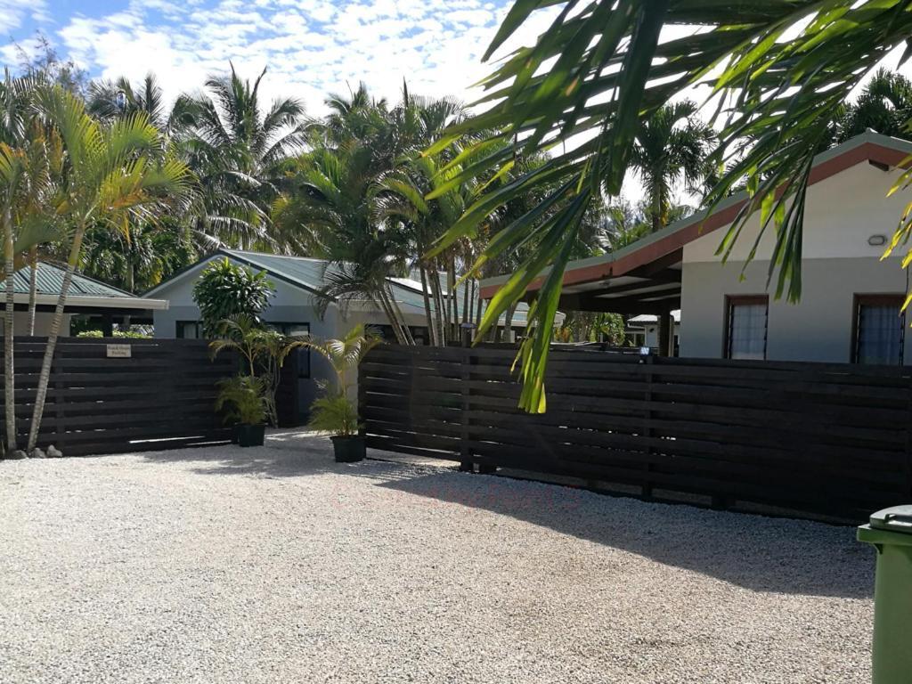 Sunset Palms Rarotonga Hotel Екстериор снимка